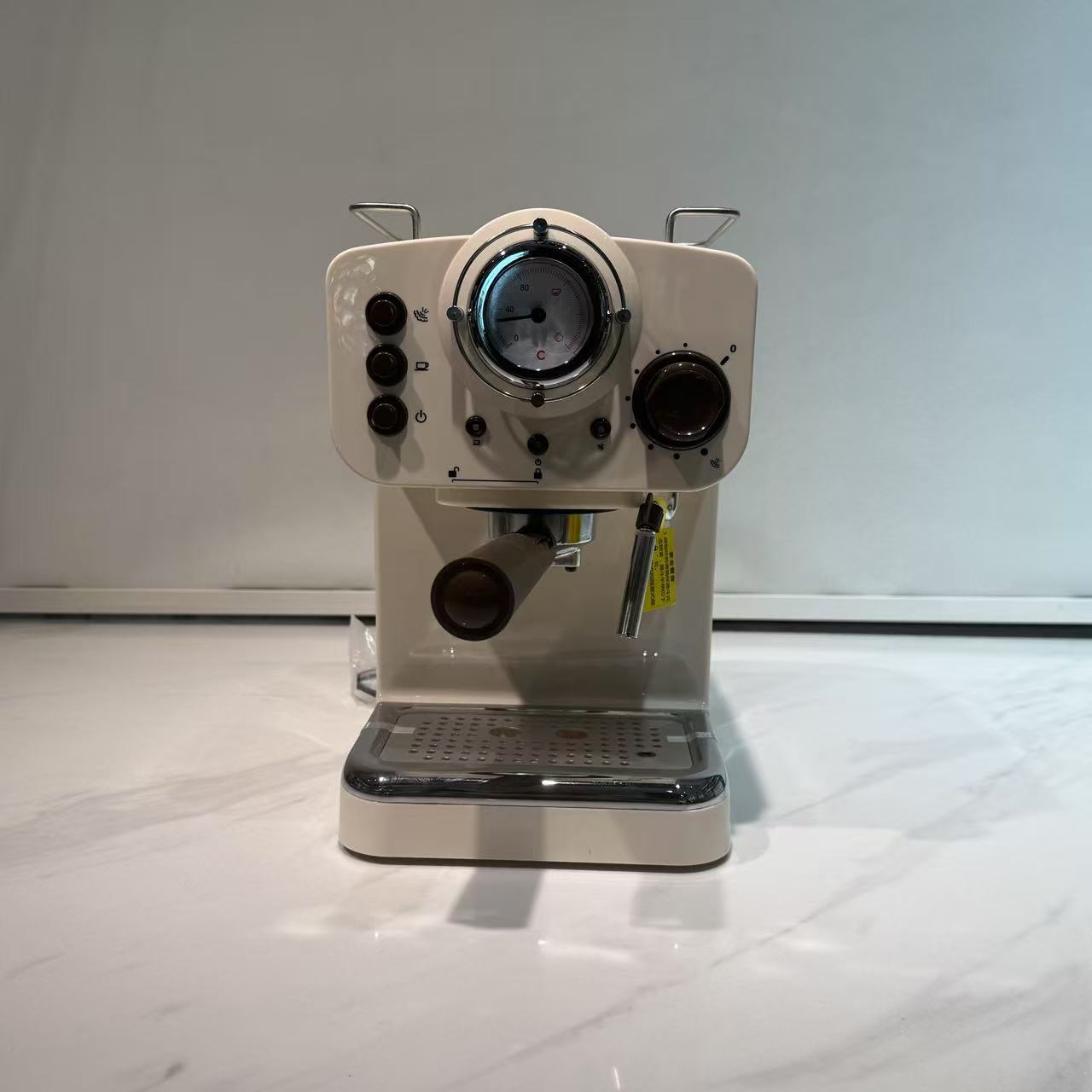 1744428198224951.jpg